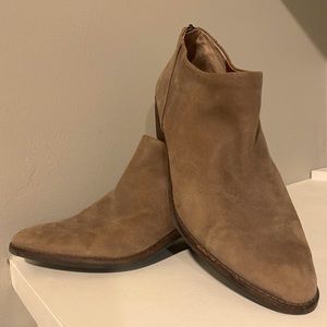 Lucky Brand Ankle Bootie